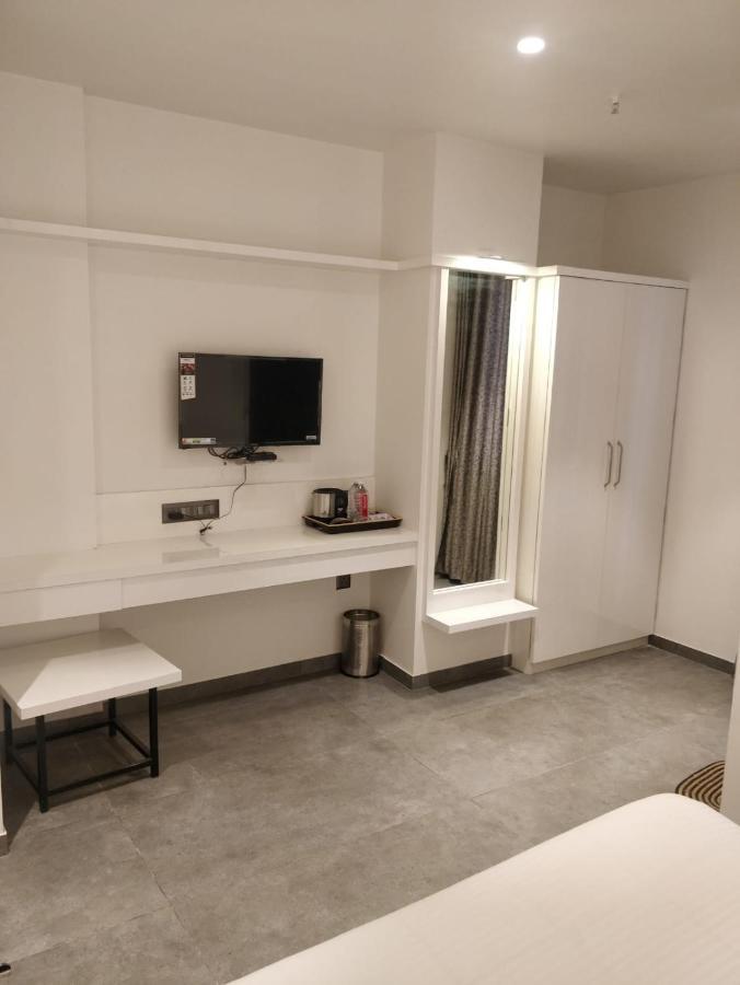 Hotel My Home Residency Nashik Zewnętrze zdjęcie