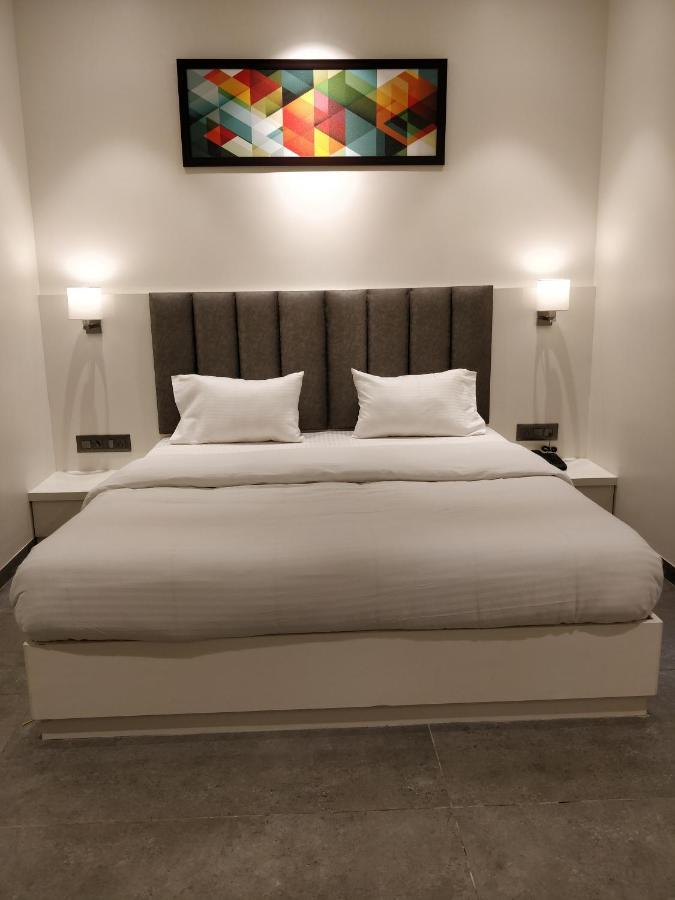Hotel My Home Residency Nashik Zewnętrze zdjęcie