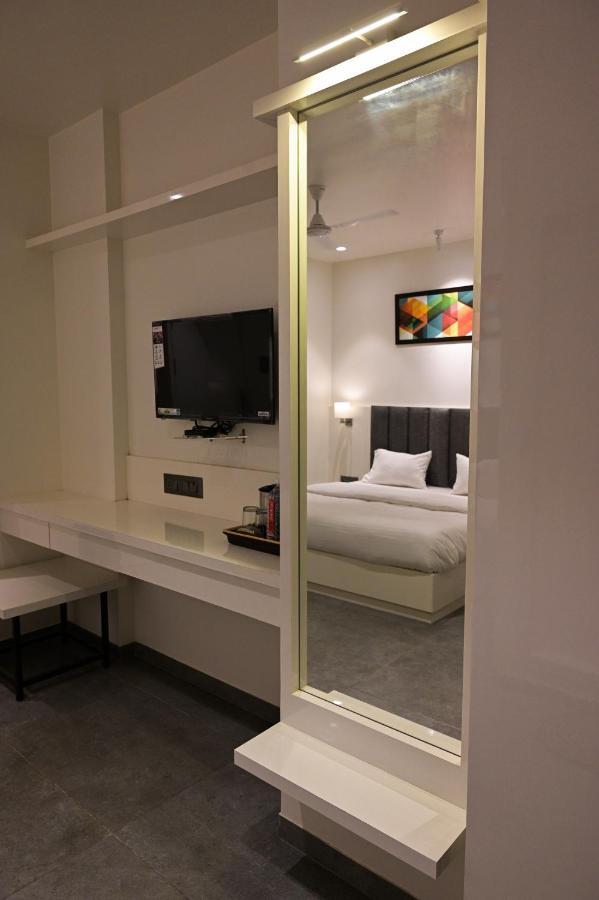 Hotel My Home Residency Nashik Zewnętrze zdjęcie